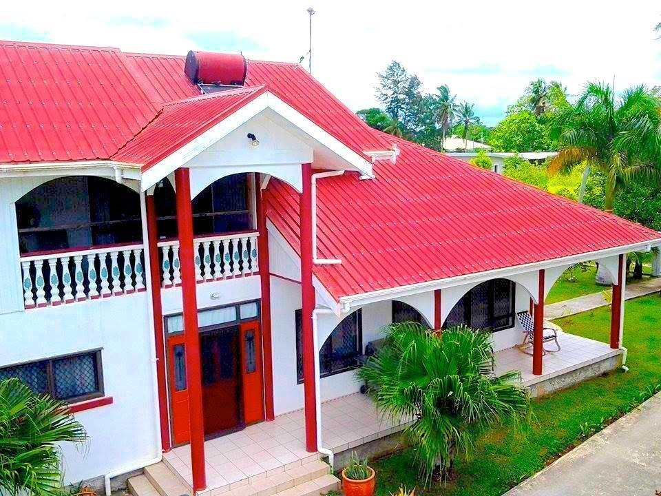 https://aff9.bookedpartners.com/data/Photos/OriginalPhoto/3497/349768/349768831/Tonga-Holiday-Villa-Nukualofa-Exterior.JPEG
